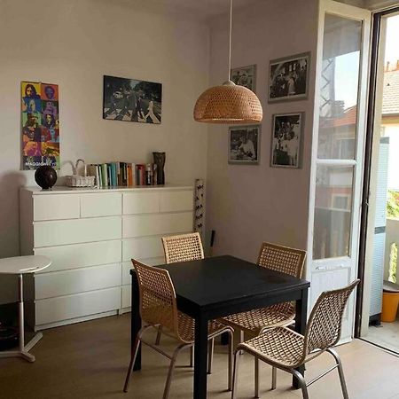 Appartamento Splendido Con Tutti Servizi In Zona Navigli Milano Exteriör bild