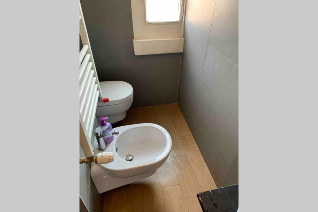 Appartamento Splendido Con Tutti Servizi In Zona Navigli Milano Exteriör bild