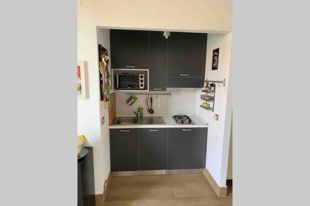 Appartamento Splendido Con Tutti Servizi In Zona Navigli Milano Exteriör bild